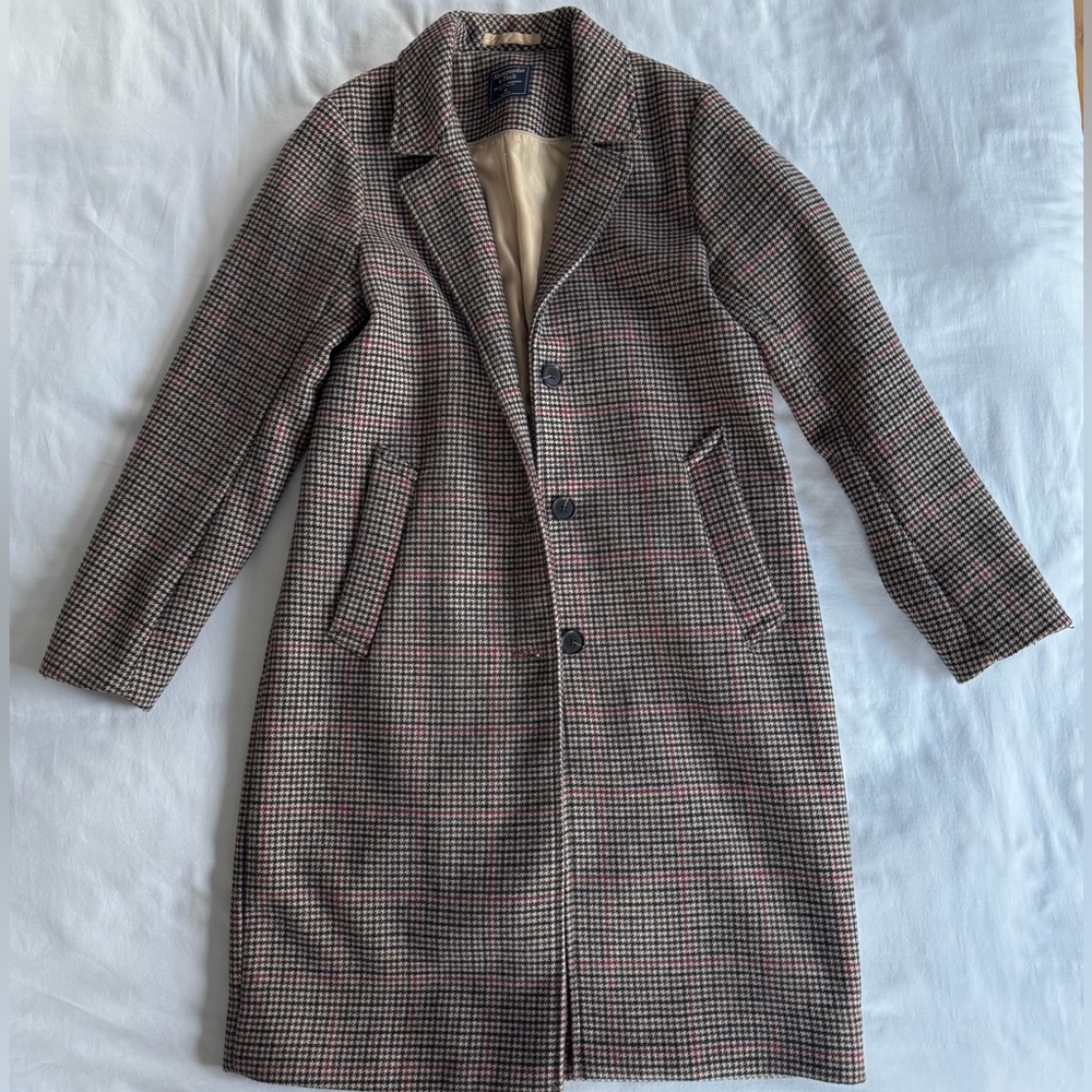 Abercrombie & Fitch Women’s Houndstooth Dad Coat